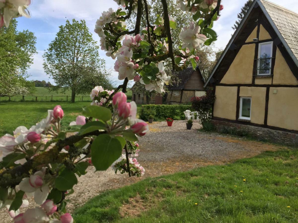 Charmante Maison Entre Les Pommiers Fresne-le-Plan Exterior foto